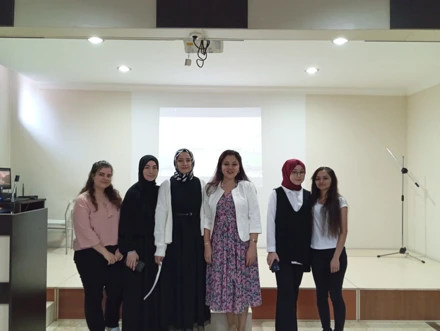 Hemşirelikte Yönetim Dersi Sunumları